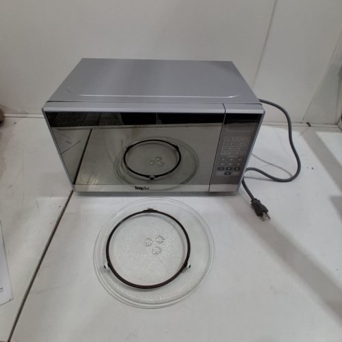 TOTAL CHEF COMPACT COUNTERTOP MICROWAVE OVEN - DIGITAL TOUCHSCREEN CONTROLS -ONE-TOUCH PUSH-BUTTON OPENING - SILVER STAINLESS STEEL (MODEL: TCM0-07-SS) image 3