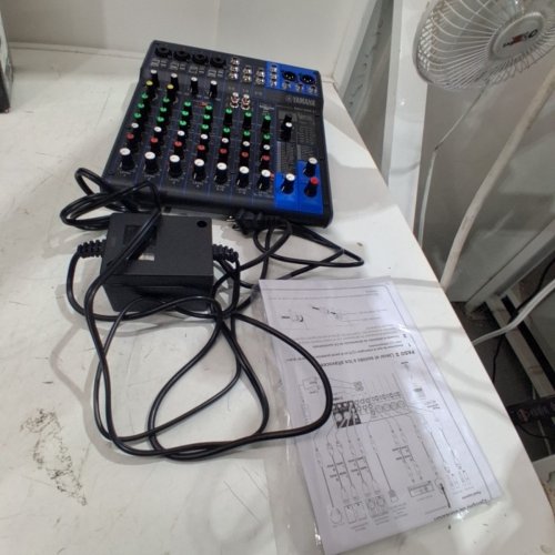 YAMAHA 6-CHANNEL MIXING CONSOLE BUILT-IN DIGITAL EFFECTS MG06X image 4