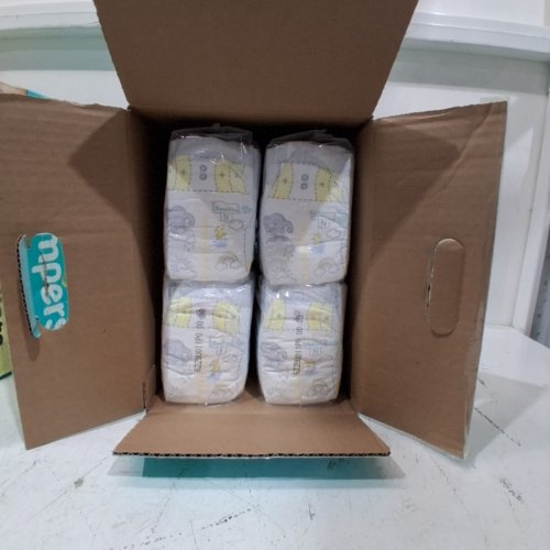 136PK PAMPERS SWADDLERS SKIN SAFE DISPOSABLE DIAPERS - NEWBORN image 2