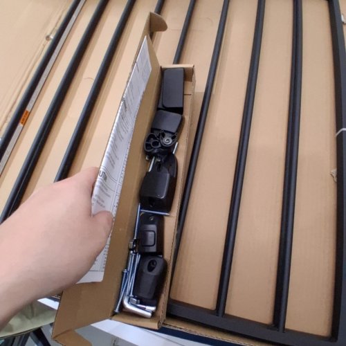 SAFETY FIRST TOP OF THE STAIRS EXPANDABLE METAL BABY GATE - 27" - 42" X 28" - BLACK (MODEL: GA090CBLKF2 image 3