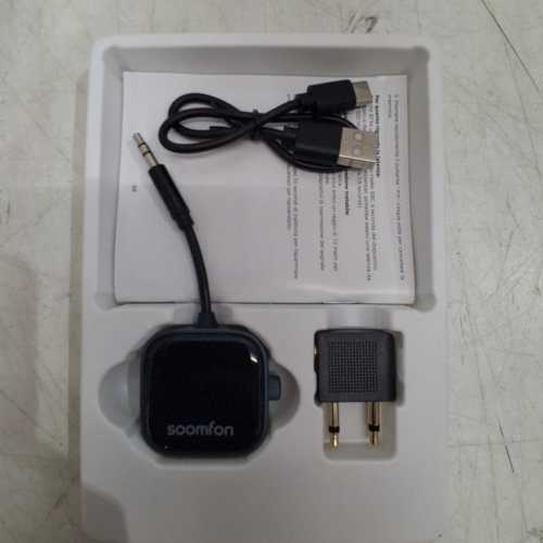 SOOMFON 2-IN-1 AIRPLANE BLUETOOTH 5.3 TRANSMITTER ADAPTER/RECEIVER WITH LCD DISPLAY FOR UP TO 2 AIRPODS OR HEADPHONES - 3.5MM JACK - BLACK (MODEL: BT34) image 2