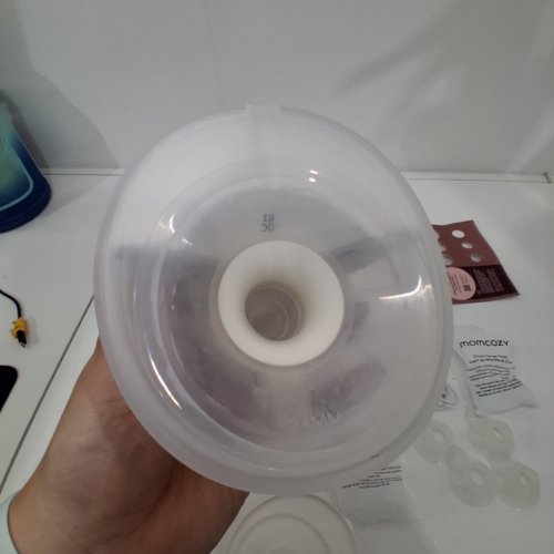 MOMCOZY M5 SMART WEARABLE BREAST PUMPS WITH APP CONTROL - WHITE (MODEL: BP380) image 4