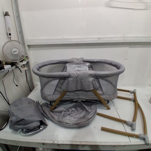SAFETY 1ST AMHERST TRAVEL BASSINET WITH CARRYING CASE - 20LB MAX - STARDUST (MODEL: 10508CSDU) image 2