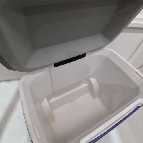COLEMAN 316 SERIES WHEELED COOLER - 65QT 61.5L - TWILIGHT image 3