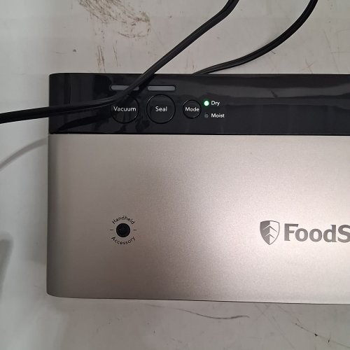 FOODSAVER POWERVAC COMPACT VACUUM SEALING MACHINE - BLACK/STAINLESS STEEL (MODEL: VS0150) image 2