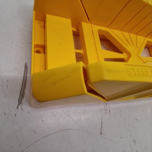STANLEY MITER SAW BOX - YELLOW image 4