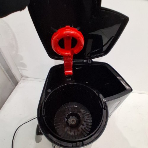BLACK AND DECKER THERMAL CARAFE PROGRAMMABLE COFFEE MAKER - 12 CUP CAPACITY - STAINLESS STEEL (MODEL: CM2046SC) image 4