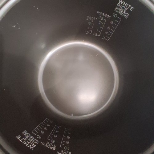 ZOJIRUSHI NS-TSC18 MICOM RICE COOKER AND WARMER, 10 CUPS, STAINLESS BROWN image 4