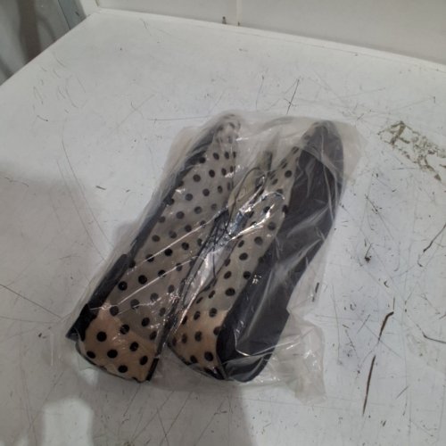 WOMEN'S NO BOUNDARIES MESH POLKA DOT FLAT SHOES - SIZE 9 - TAN AND BLACK (STYLE : 50949284) image 4