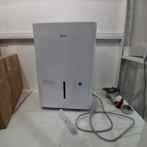 MIDEA ENERGY STAR CERTIFIED DEHUMIDIFIER WITH REUSABLE AIR FILTER AND APP CONTROL - 4,500 SQ.FT - 23.6L - WHITE (MODEL: MAD50C1AWS-A) image 3