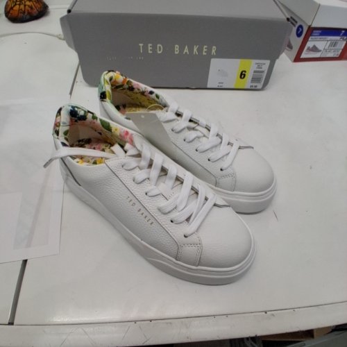 WOMENS TED BAKER MAISIE LEATHER COURT SHOES - SIZE 6 - WHITE/FLORAL (STYLE: 3756606) image 2