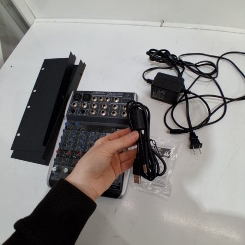 BEHRINGER XENYX 6 CHANNEL USB AUDIO MIXER (MODEL: Q802USB) image 4