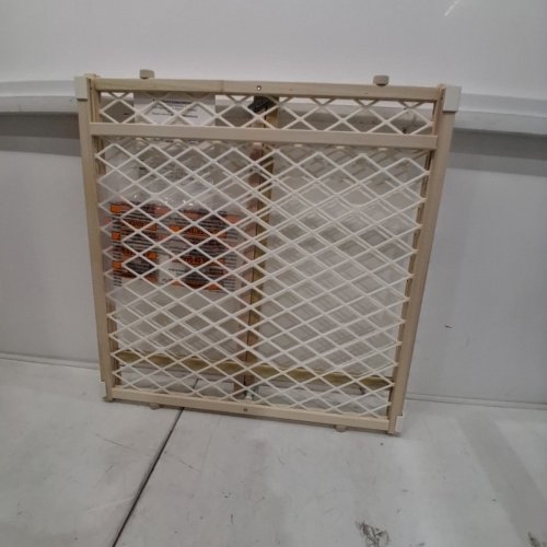 TODDLEROO BY NORTH STATES DIAMOND MESH GATE - 26.5" - 42" X 23" - WOOD (MODEL: 4600) image 3