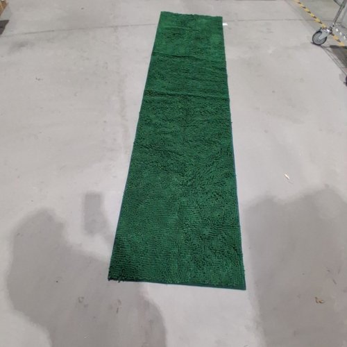 MUDDY MAT ANTI-MUD MAT FOR DOGS - 8FT X 2FT - DARK GREEN image 2