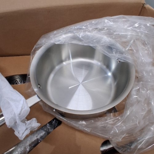 10PC ALL-CLAD D5 STAINLESS STEEL CORE COOKWARE SET - (MODEL: BD5005710-R) image 2