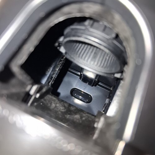 NESPRESSO PIXIE COFFEE AND ESPRESSO MACHINE BY BREVILLE - 0.7LTR CAP - TITAN (MODEL: BEC440TTN1BUC1) image 4
