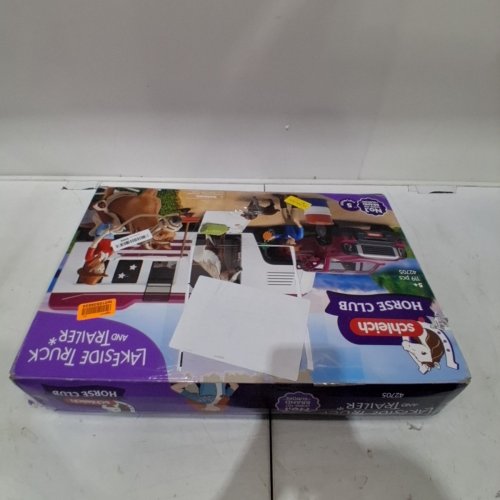 SCHLEICH HORSE CLUB LAKESIDE TRUCK AND TRAILER PLAYSET - AGES 5+ (MODEL: 42705) image 6