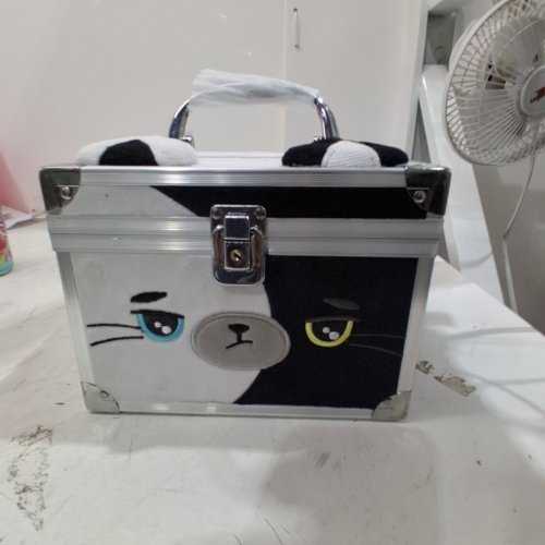 CAT DESIGN METAL STORAGE CASE WITH KEYS 4.50" X 6.50" - BLACK AND WHITE (ITEM: 02404-2) image 2