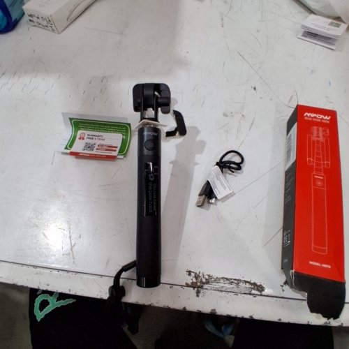 MPOW EXTENDABLE MONOPOD SELFIE STICK WITH REMOTE SHUTTER - BLACK (MODEL: MBT8) image 2