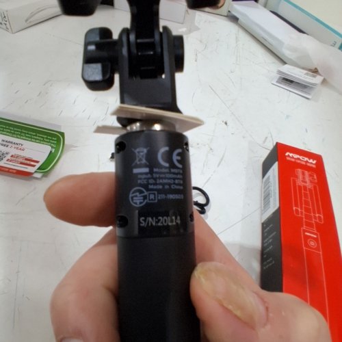 MPOW EXTENDABLE MONOPOD SELFIE STICK WITH REMOTE SHUTTER - BLACK (MODEL: MBT8) image 3