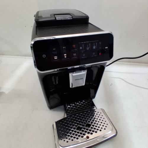 PHILIPS 3300 SERIES FULLY AUTOMATIC ESPRESSO MACHINE WITH LATTEGO MILK SYSTEM AND INTEGRATED GRINDER - GLOSSY BLACK (MODEL:EP3341/50) image 3