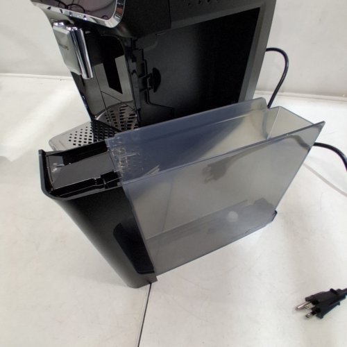 PHILIPS 3300 SERIES FULLY AUTOMATIC ESPRESSO MACHINE WITH LATTEGO MILK SYSTEM AND INTEGRATED GRINDER - GLOSSY BLACK (MODEL:EP3341/50) image 6