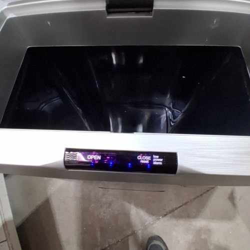 TOUCHLESS AUTOMATIC MOTION SENSOR TRASH CAN - 80L - SILVER (MODEL: LY-38) image 2