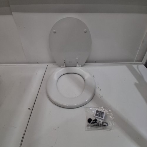 MAYFAIR 16.5" DURABLE ENAMELED WOODEN ROUND TOILET SEAT - WHITE (MODEL: 844EC 000) image 2
