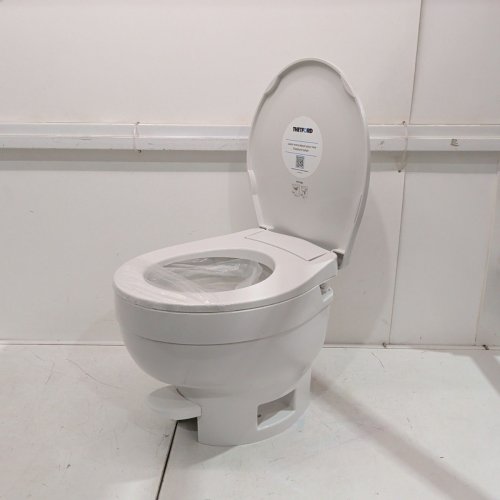 THETFORD AQUA-MAGIC VI LOW PROFILE RV TOILET - WHITE (MODEL: 31833) image 2
