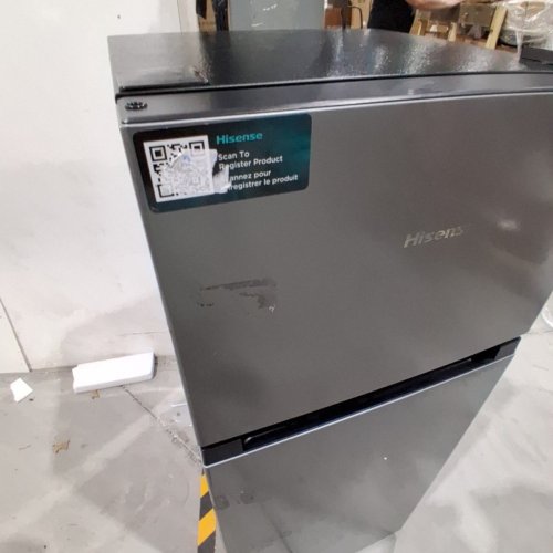 HISENSE STAINLESS STEEL COMPACT REFRIGERATOR WITH TOP MOUNT FREEZER - 4.4 CU.FT (MODEL: HRT044VE) image 4