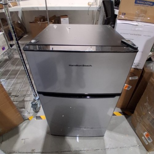 HAMILTON BEACH WO-DOOR COMPACT REFRIGERATOR WITH TRUE TOP FREEZER - 3.1 QU.FT - SILVER / BLACK (MODEL:HBR31TS1E02) image 6