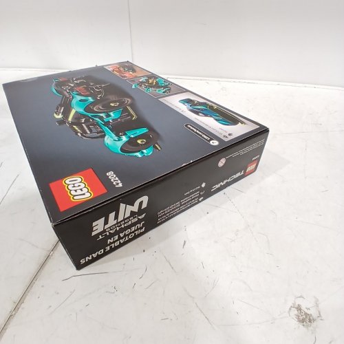 707PC LEGO TECHNIC ASTON MARTIN VALKYRIE SET (MODEL: 42208 / 2681213) image 3