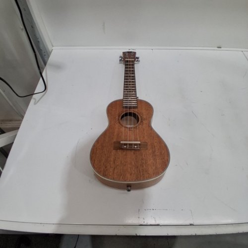 VANGOA ADULT PROFESSIONAL FOUR STRING UKULELE CONCERT BUNDLE - 23" - MAHOGANY (MODEL: VU403) image 2