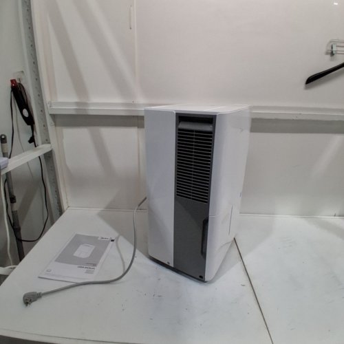 MIDEA ENERGY STAR CERTIFIED DEHUMIDIFIER WITH REUSABLE AIR FILTER AND APP CONTROL - 4,500 SQ.FT - 23.6L - WHITE (MODEL: MAD50C1AWS-A) image 3