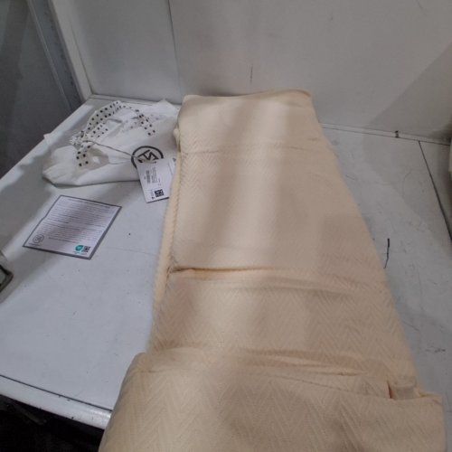 THRESHOLD SOFT BREATHABLE 100% COTTON HERRINGBONE BLANKET - KING - VANILLA CREAM image 3