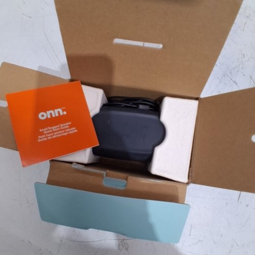 ONN. SMALL BLUETOOTH RUGGED SPEAKER WITH PARTY SYNC MODE - UP TO 10 HOURS OF PLAYTIME - GREY (MODEL: AAGRY100081918) image 4