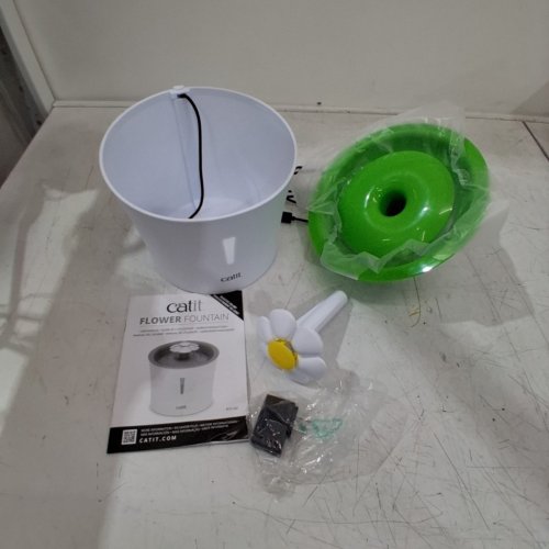 CATIT FLOWER FOUNTAIN MULTI-STAGE FILTRATION SYSTEM - 3LITRE - WHITE/GREEN image 3