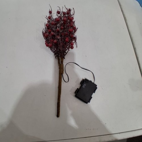 HOLIDAY TIME DECORATIVE LED LIGHT UP STAKE - 18" - RED (STYLE: CA24-RBY024-OD) image 3