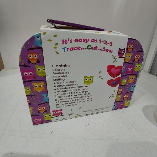 SEW SIMPLY BY ARTIKA CHILDREN'S BEGINNER SEWING KIT image 3