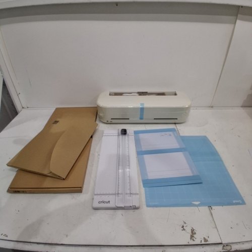 CRICUT EXPLORE 5 CUTTING MACHINE - BEIGE (MODEL: CXPL204C) image 2