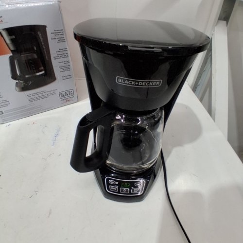 BLACK+DECKER 12-CUP COFFEE MAKER WITH VORTEX TECHNOLOGY - BLACK (MODEL: CM1110BC) image 3