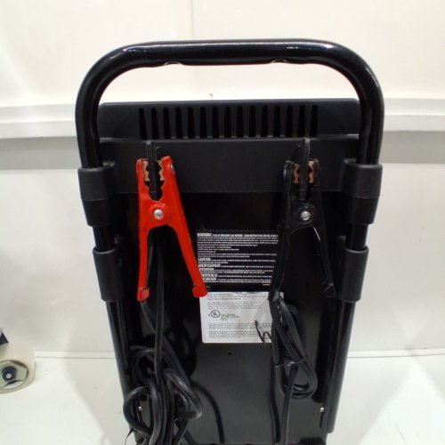 SCHUMACHER WHEELED BATTERY CHARGER AND STARTER - black (model: SC1353) image 5