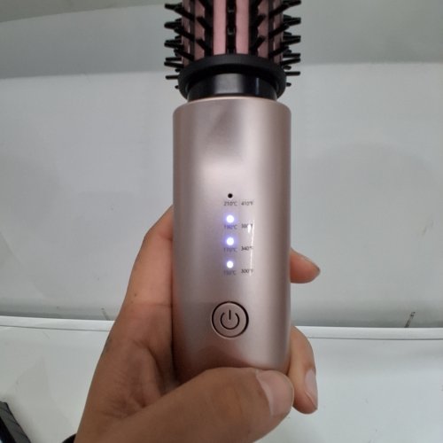 BIG WAVE CORDLESS RECHARGEABLE CURLING BRUSH - PINK - (MODEL: GT2305) image 2