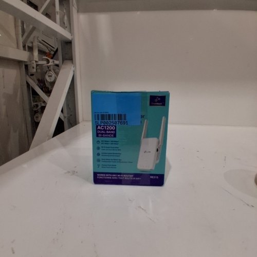 TP-LINK AC1200 DUAL-BAND WIFI RANGE EXTENDER (MODEL: RE315) image 2