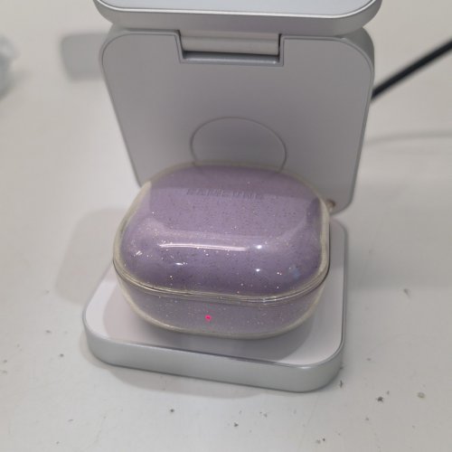 JUST WIRELESS 3-IN-1 FOLDING CHARGING STATION FOR IPHONE, AIRPODS, AND APPLE WATCH - 20W - WHITE (MODEL: 04096-V) image 3