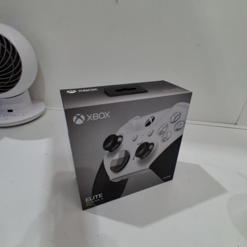 XBOX ELITE SERIES 2 CORE CONTROLLER - WHITE image 8