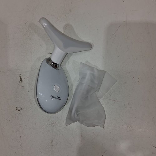 GILUKIYU FACE AND NECK MASSAGER WITH 3 COLOUR MODES FOR THERMAL, VIBRATION, AND MONOCURRENT - 2.5W - WHITE (MODEL: ES-1081) image 3