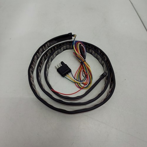 TRUCK TAILGATE LED LIGHT STRIP - 60" - 5 MODES - BLACK image 2