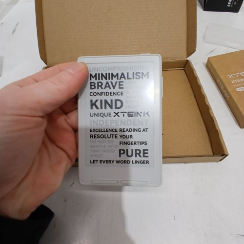 XTEINK POCKET SIZED E-INK E-READER WITH MAGSAFE- 16GB STORAGE - WHITE (MODEL: X3) image 7