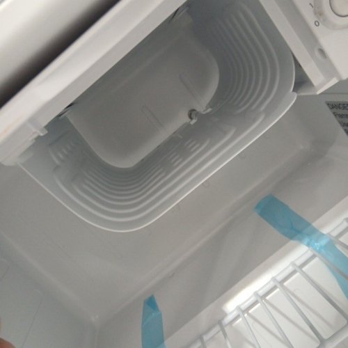 KOOLATRON KOOL COMPACT COMPRESSOR MINI FRIDGE WITH REVERSIBLE DOOR & REMOVABLE SHELF - 1.7 CU. FT - WHITE (MODEL: KBC46-W) image 7